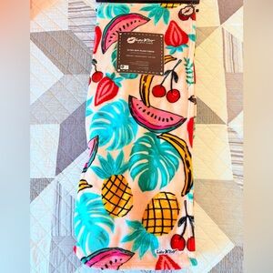 🩷🩷Betsey Johnson Vibrant Fruit Plush Throw🩷🩷